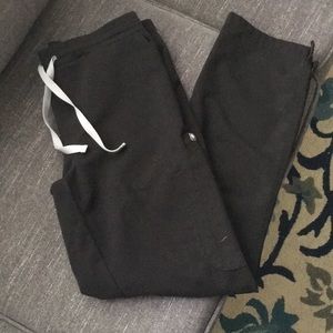 Petite Small Yola Skinny Scrub Pants